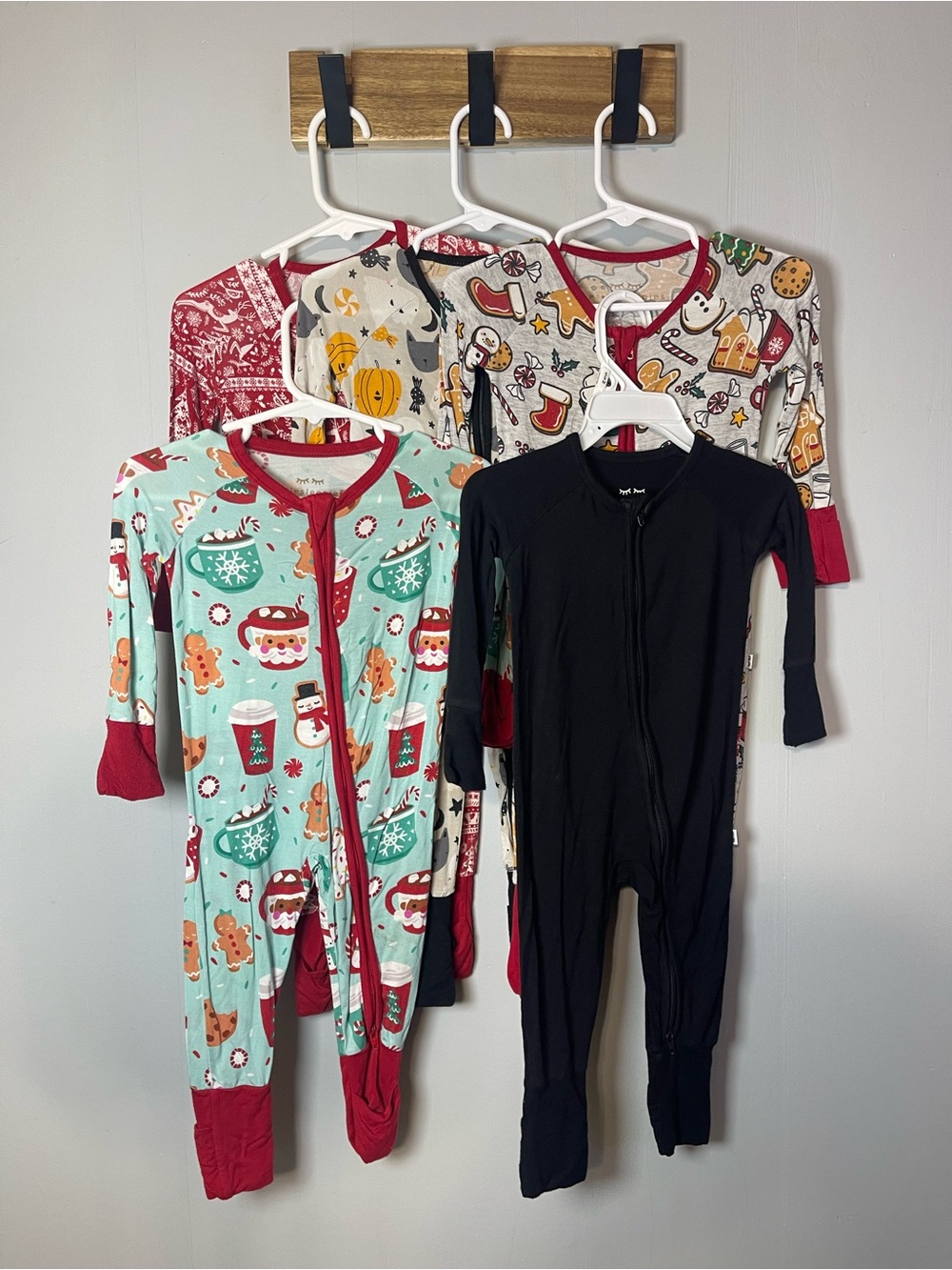 Little Sleepies Bundle 3/6M Holiday Bamboo Zippy Pajamas Soft Cozy Breathable